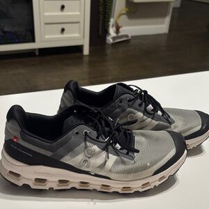 Women’s On Cloud Cloud Tec